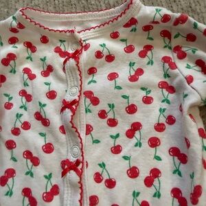 Carter’s‎ Cherry Print Footed Pajama Sleeper 6 Months Red White